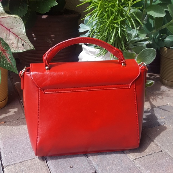 Host Pick! Rebecca Heart Satchel Red - Picture 5 of 8